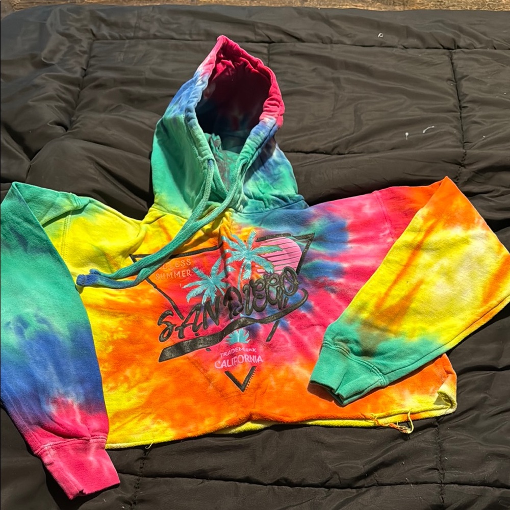 Women’s Cropped Hoodie